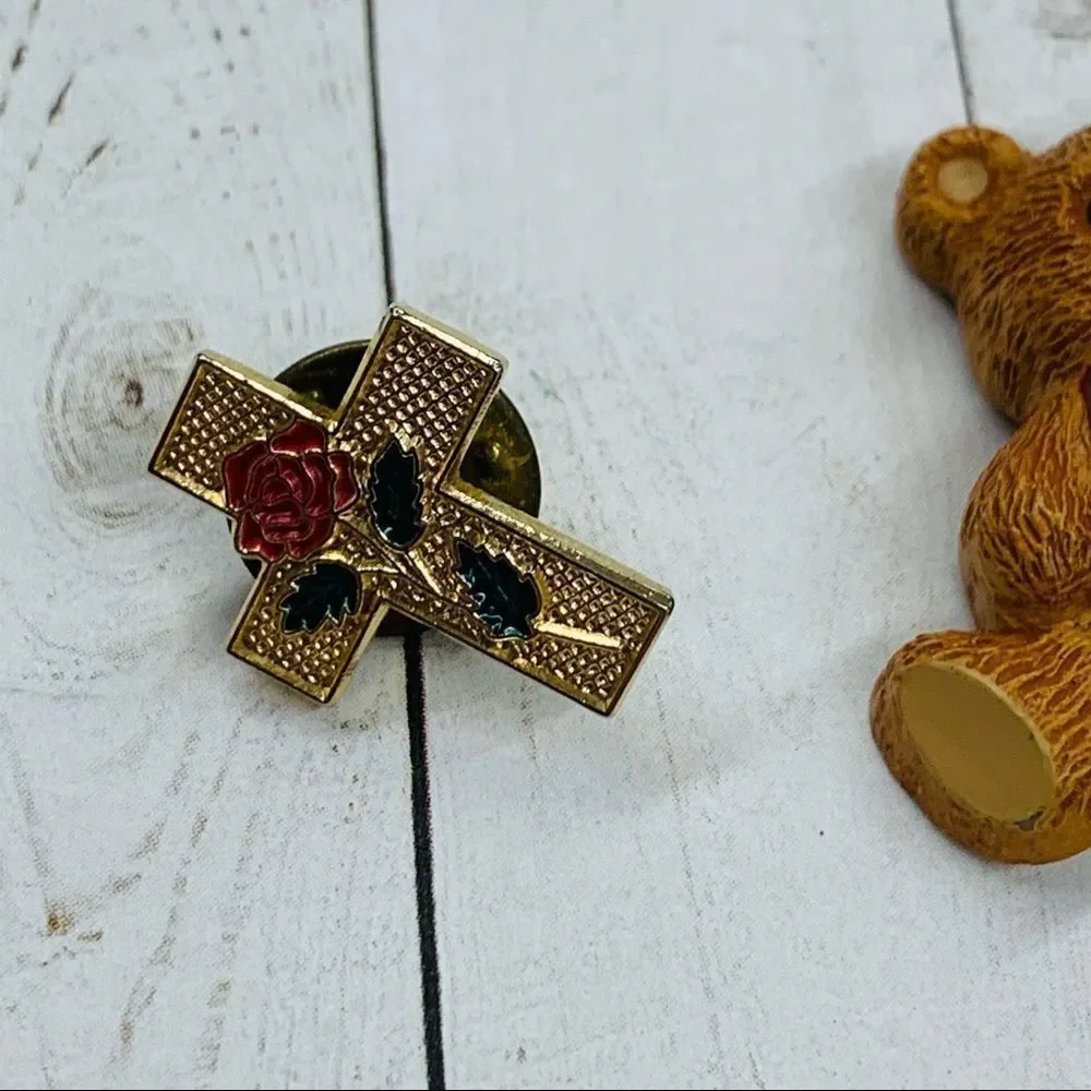 ‎Brooch Bundle Lot